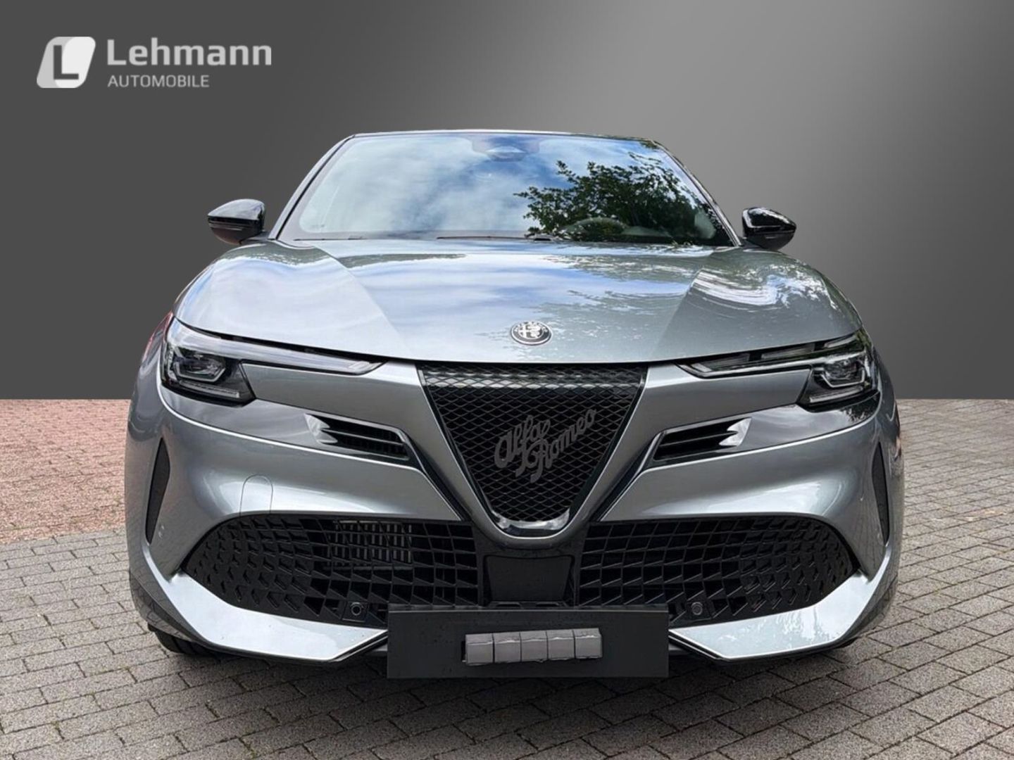 Fahrzeugabbildung Alfa Romeo Junior Ibrida TI 1,2 VGT 107kW MY26-Panoramadach