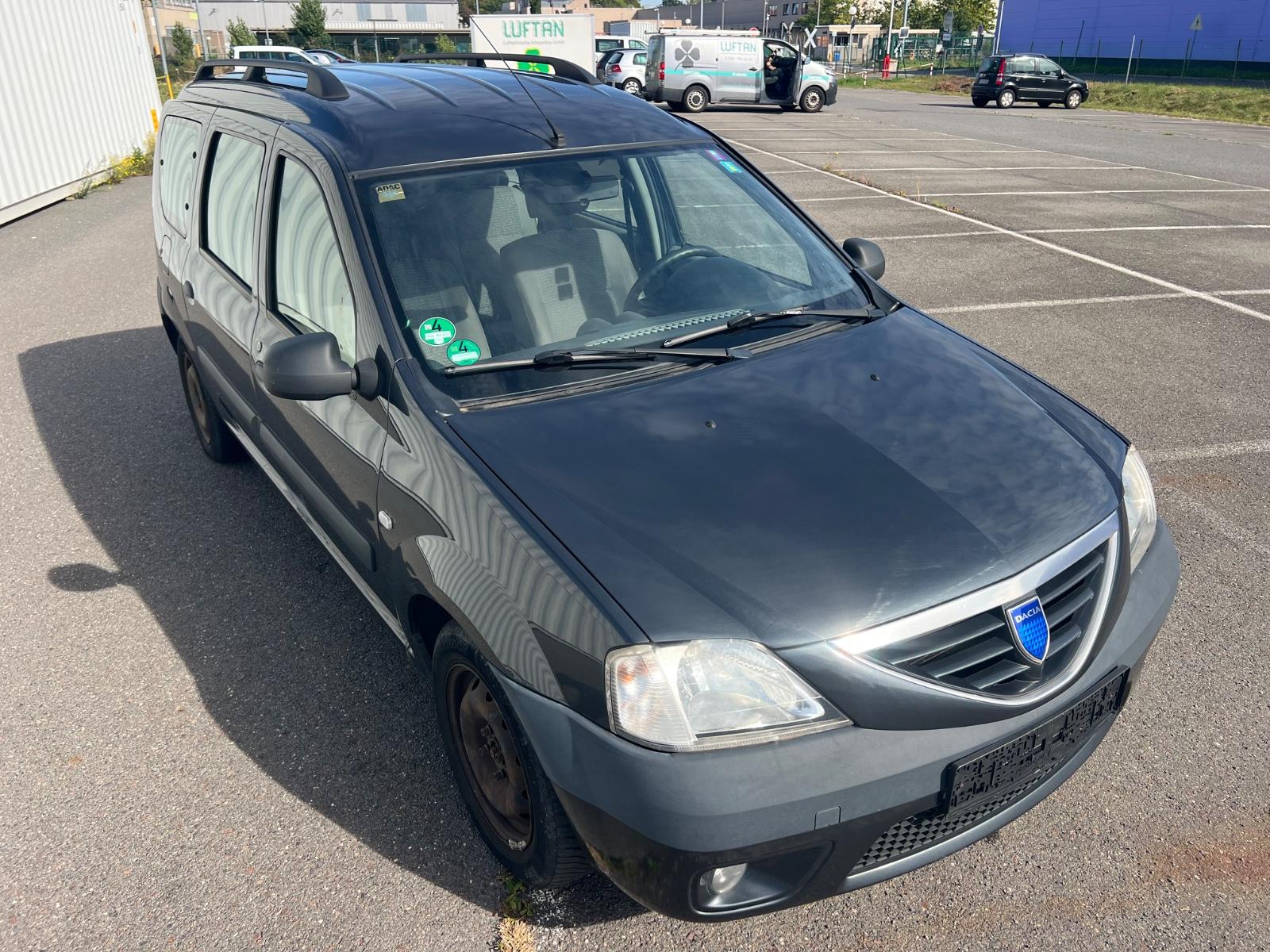 Dacia Logan 2009 — photo 7