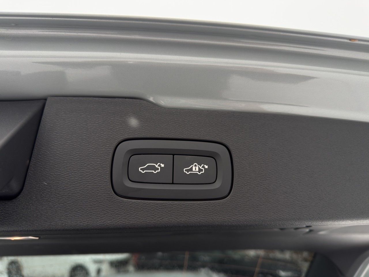 Volvo V60 B4 Cross Country Plus AWD/Leder/Navi/LED/19Z foto 17