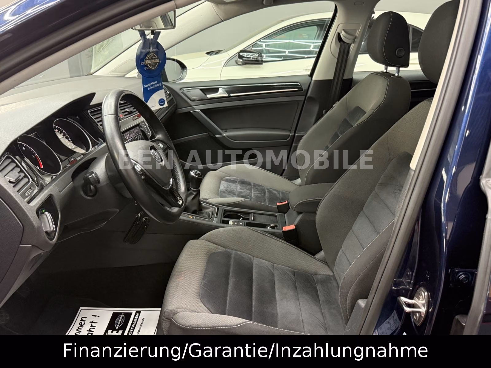 Volkswagen Golf VII Lim. 2.0 TDI Highline BMT PANO*NAVI*PDC