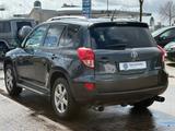 Toyota RAV 4 2.0-l-VVT-i 4x4 Cross Sport Automatik NAVI - Toyota RAV 4 aus 2008