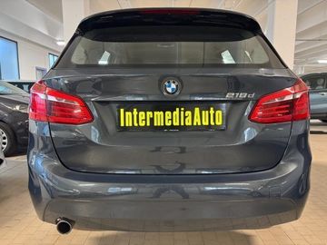 BMW 218 - 6