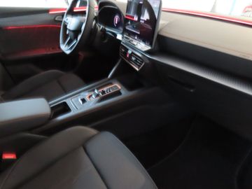 Fotografie 6 des Cupra Leon Sportstourer 1.5 eTSI 110 kW Pano AHK