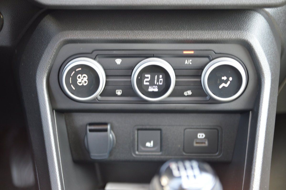Fahrzeugabbildung Dacia Jogger   Extreme+ AHK SHZ LED 7-Sitzer