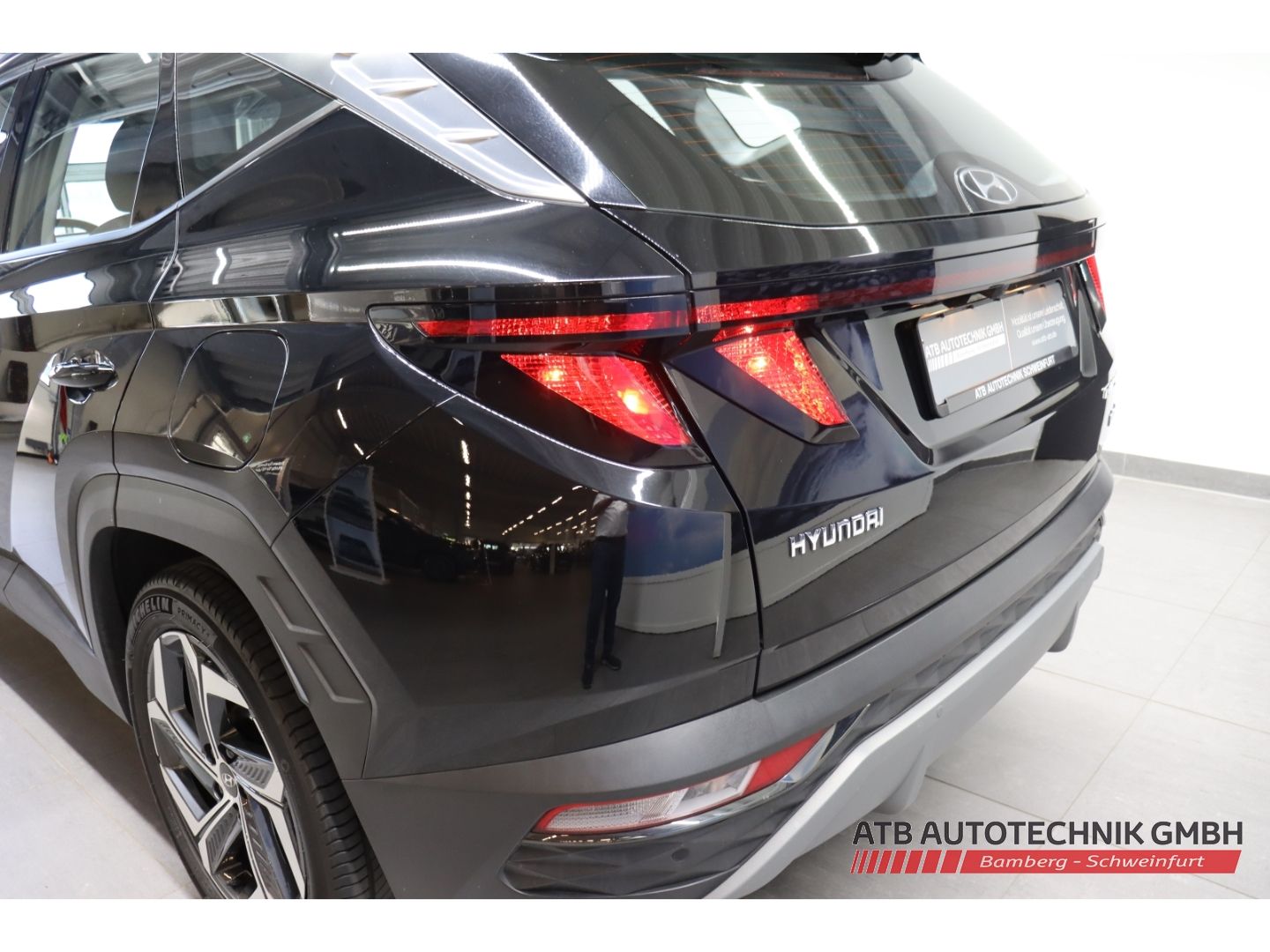 Fahrzeugabbildung Hyundai Tucson PHEV 1.6 T-GDi 4WD 97,8% SOH Funkions- /L
