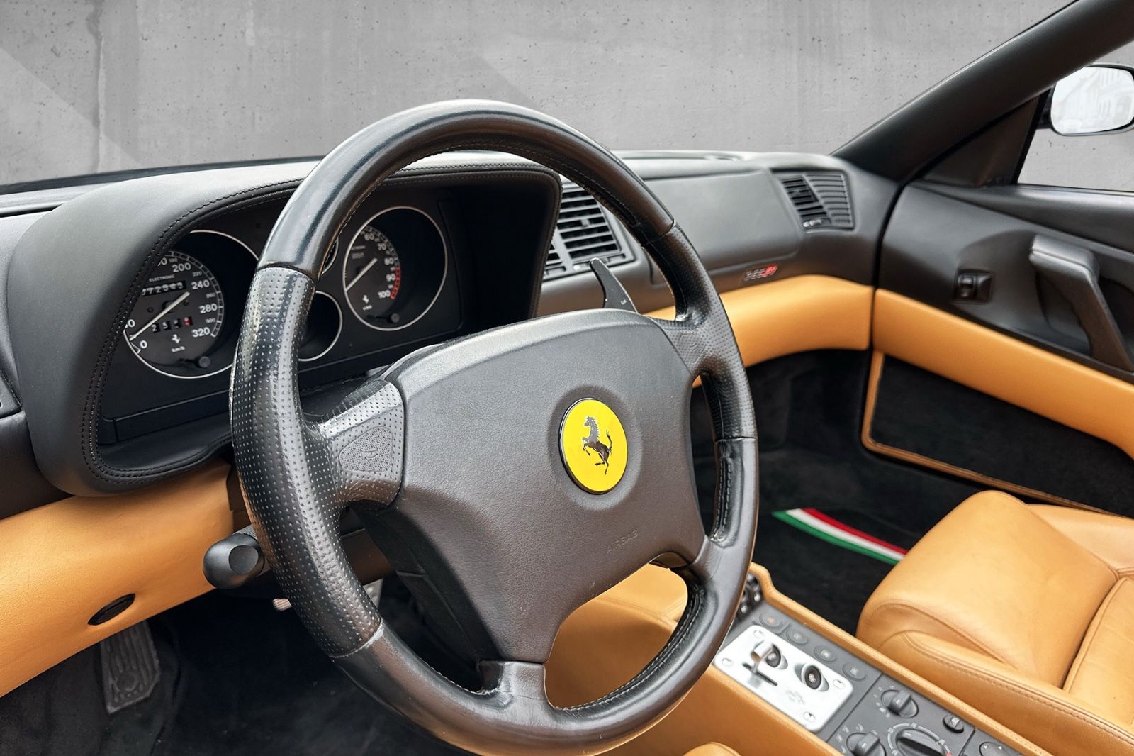Fahrzeugabbildung Ferrari F355 F1 Spider*Dt.Auto*Top Historie