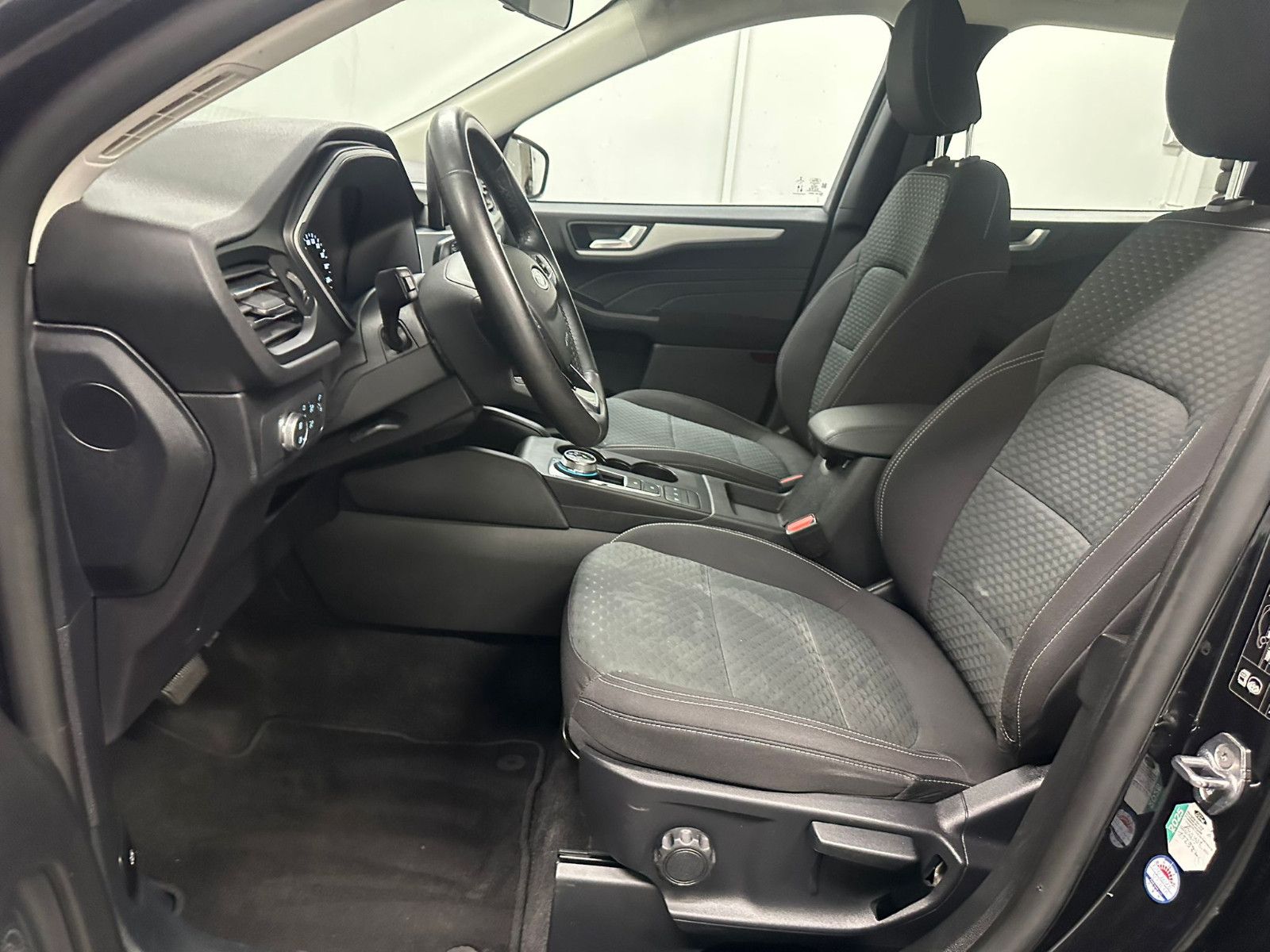 Fahrzeugabbildung Ford Kuga 1.5 EcoBlue Cool & Connect *KLIMA*NAVI*SH*