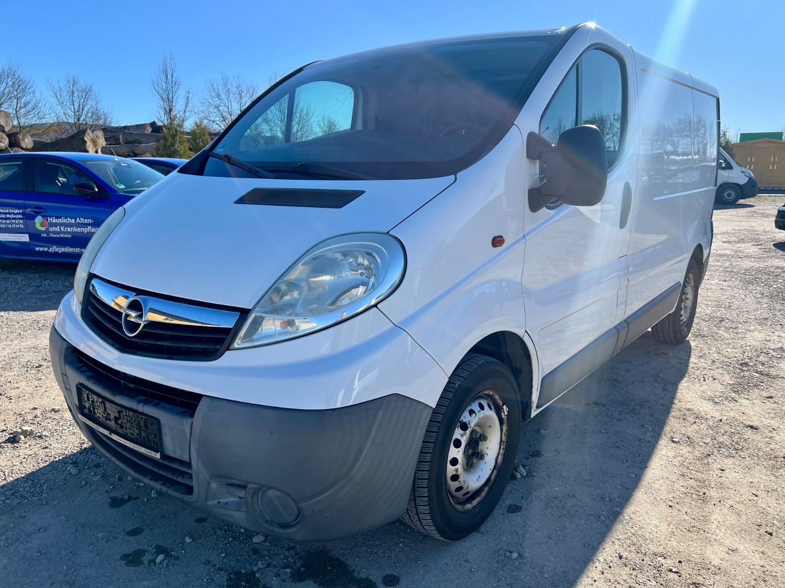 OPEL Vivaro 2.0 L2H1 ALLWETTER RADIO