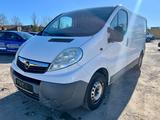 Opel Vivaro Kasten/Kombi Kasten L2H1 ALLWETTER RADIO - gebrauchte Opel Vivaro aus dem Jahr 2011