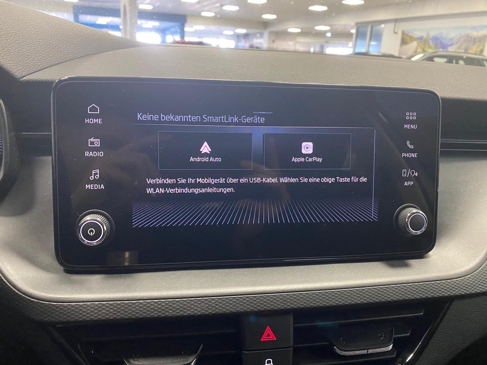 Fahrzeugabbildung SKODA Kamiq 1.0 TSI Essence+GARANTIE bis 2031+100tKM++