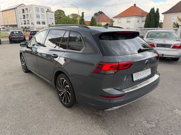 Volkswagen Golf - 6