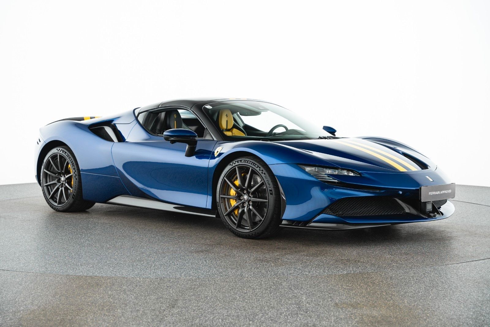 Ferrari SF90 Spider imagem 3