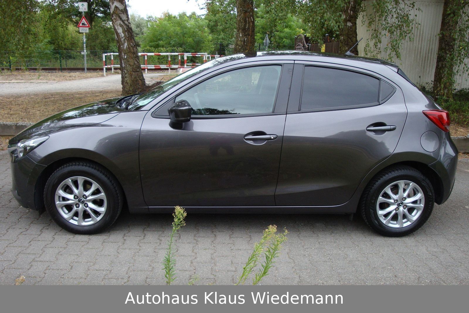 Mazda 2 SKYACTIV-G 90 Exclusive-L. SKYACTIV-Driv imagem 2