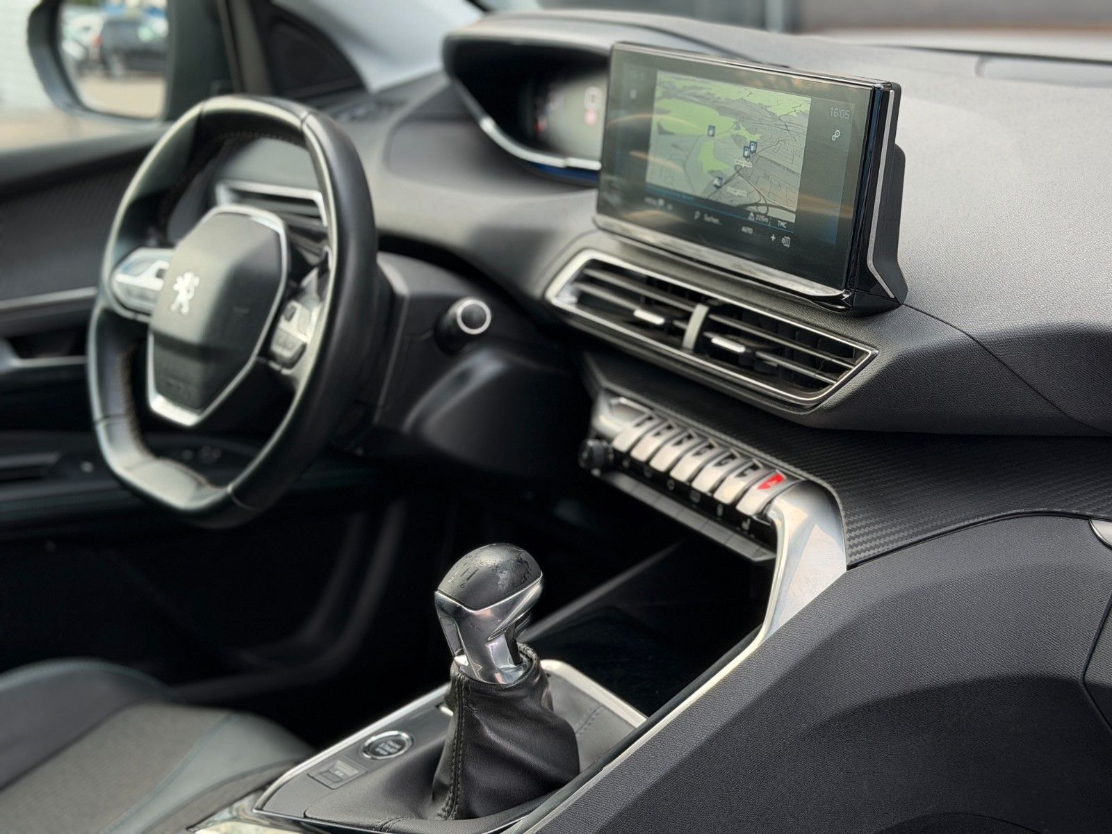 PEUGEOT 5008 5008 Allure 7-Sitzer/1-HAND/CAM/MwSt/SHZ – Ansicht 21