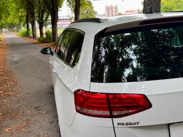 Volkswagen Passat Variant - 9