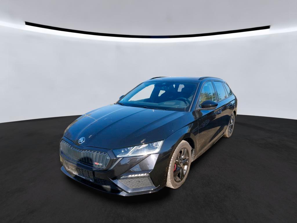 Skoda Octavia Combi RS 2.0TDI/LED/AHK/PANO/R-KAM/ACC