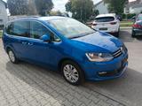 Volkswagen Sharan Comfortline DSG 7 Sitze Climatr. Navi PDC - : Schiebetür