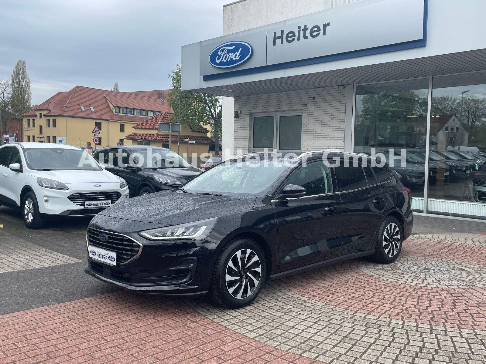 Ford Focus Turnier Titanium / SYNC 4 + Navi