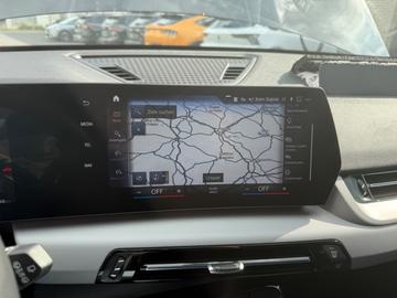2024 BMW IX1 — миниатюра 17