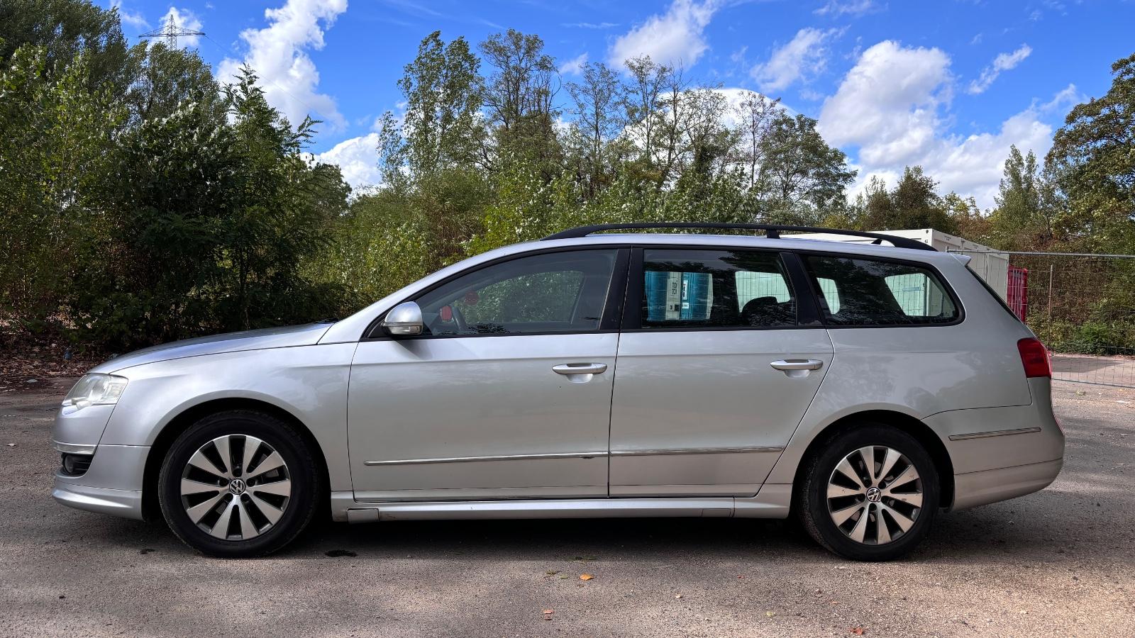 Volkswagen Passat 2010 — photo 8