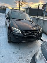 Mercedes-Benz Mercedes ML 320 Diesel shadenmotor - Mercedes-Benz ML 320 in Dortmund