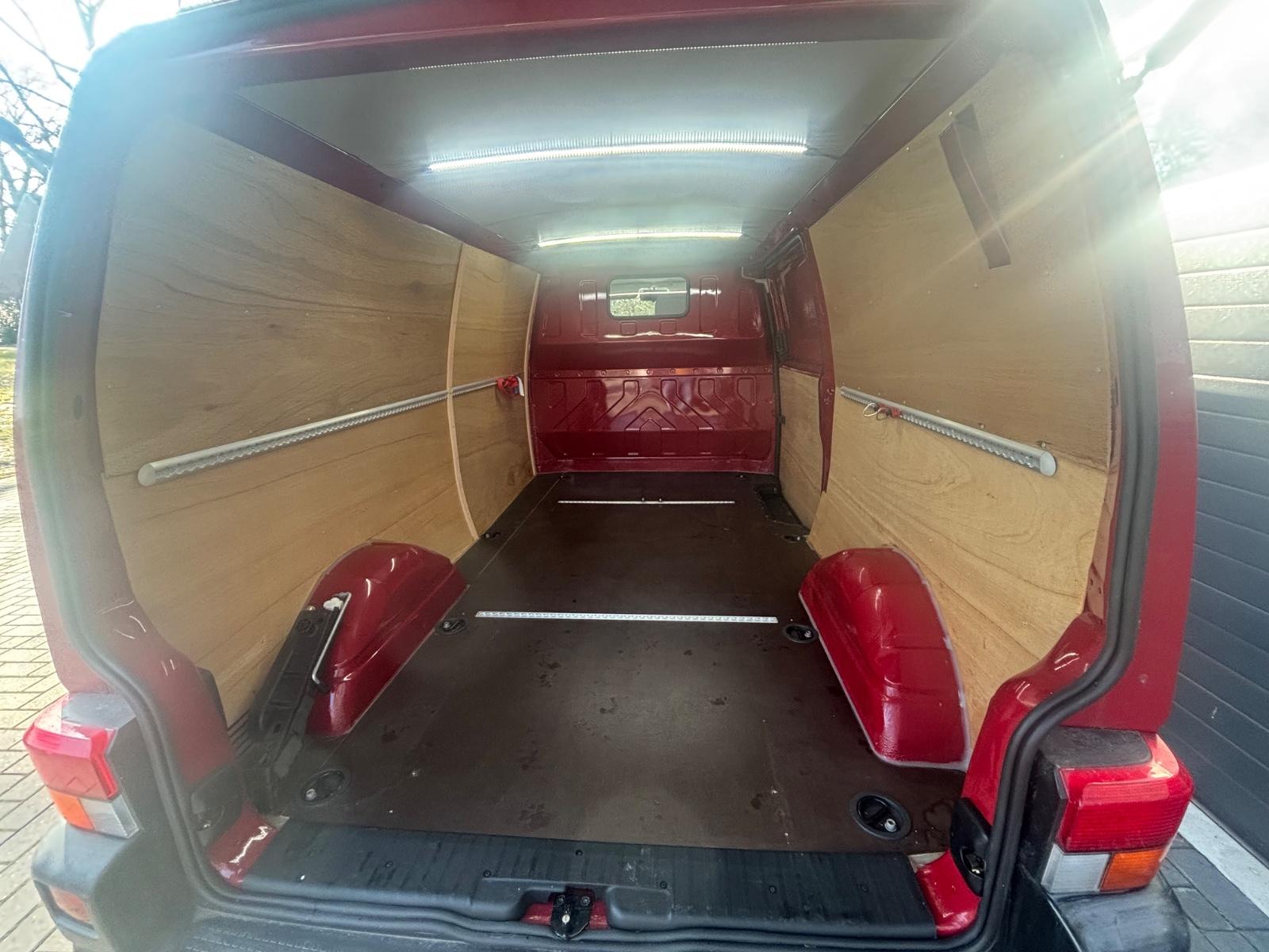 Volkswagen T4 2.5 TDI Kastenwagen langer Radstand 1.Hand