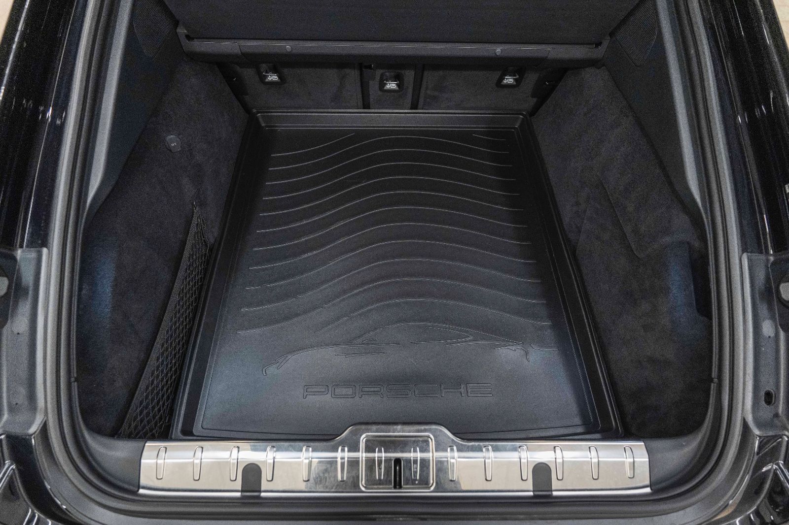 Fahrzeugabbildung Porsche Panamera Turbo S CHRONO LED PDLS PASM ACC PCCB