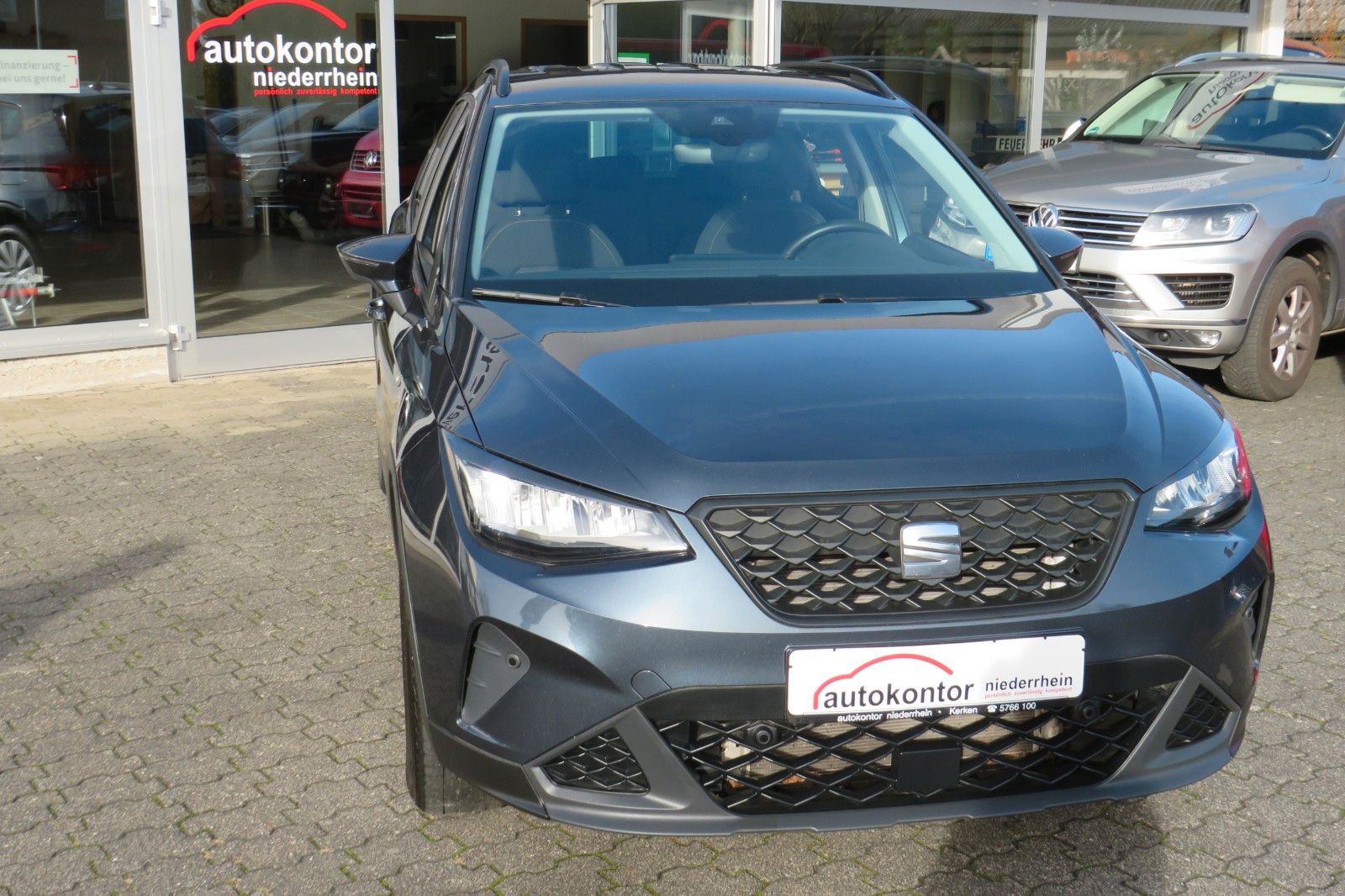 Fahrzeugabbildung SEAT Arona Style DSG GRA KAMERA SITZH. PDC APP-CON 1H