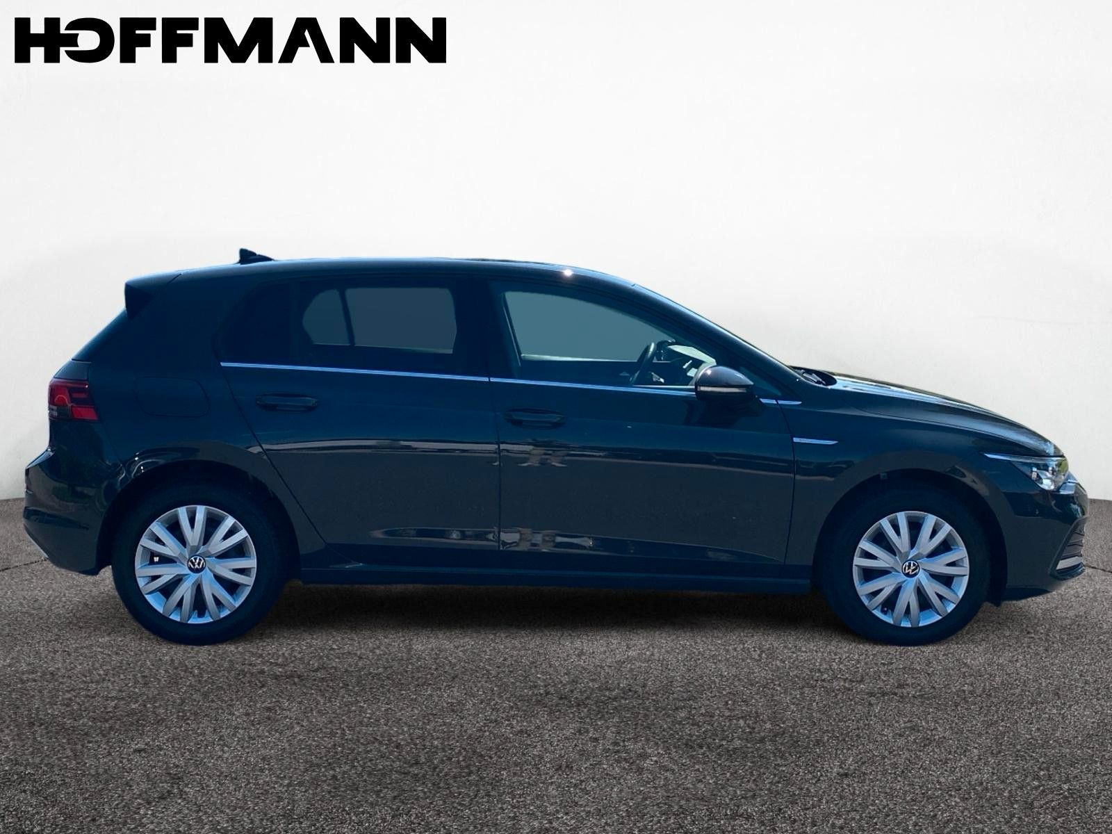 Fahrzeugabbildung Volkswagen Golf 1.5 eTSI DSG Style ACC Winterpaket inkl. WR