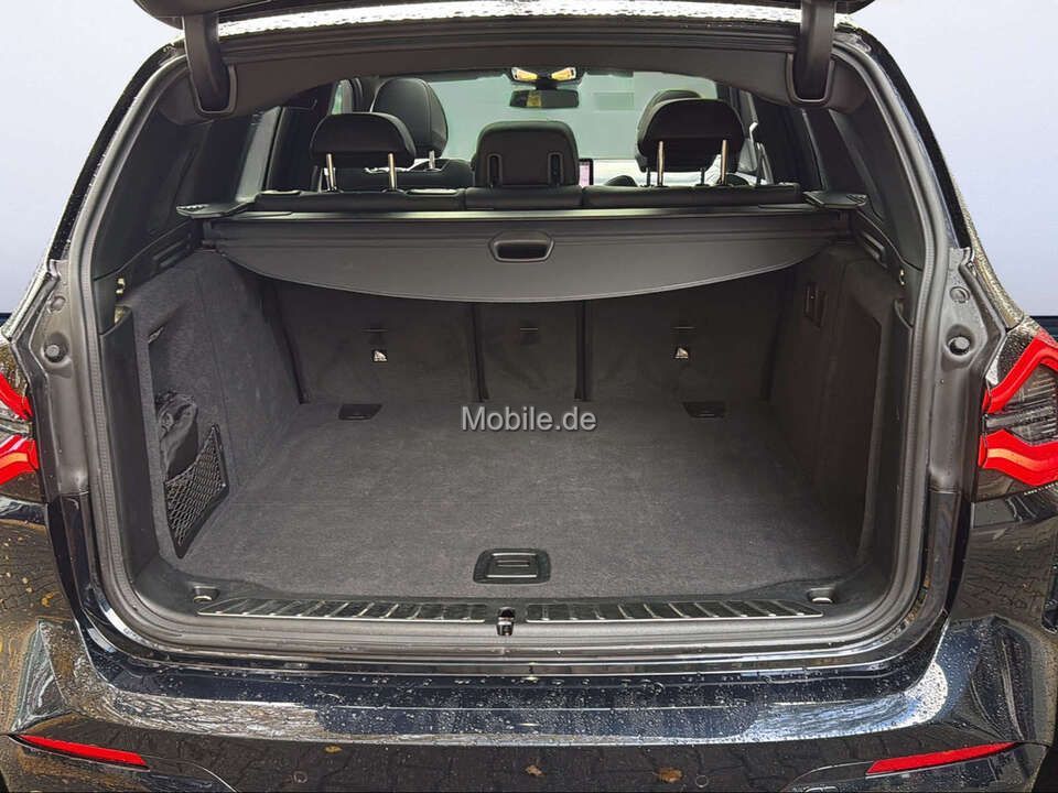 BMW iX3 - Bild 11