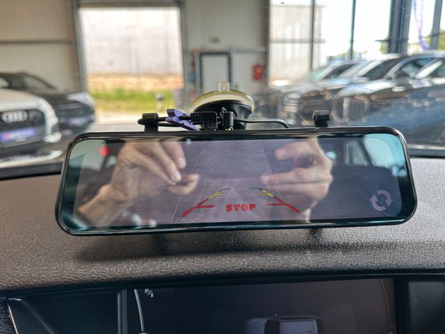 BMW X1 18 d xDrive *Navi*Pano*BiXenon*AHK*