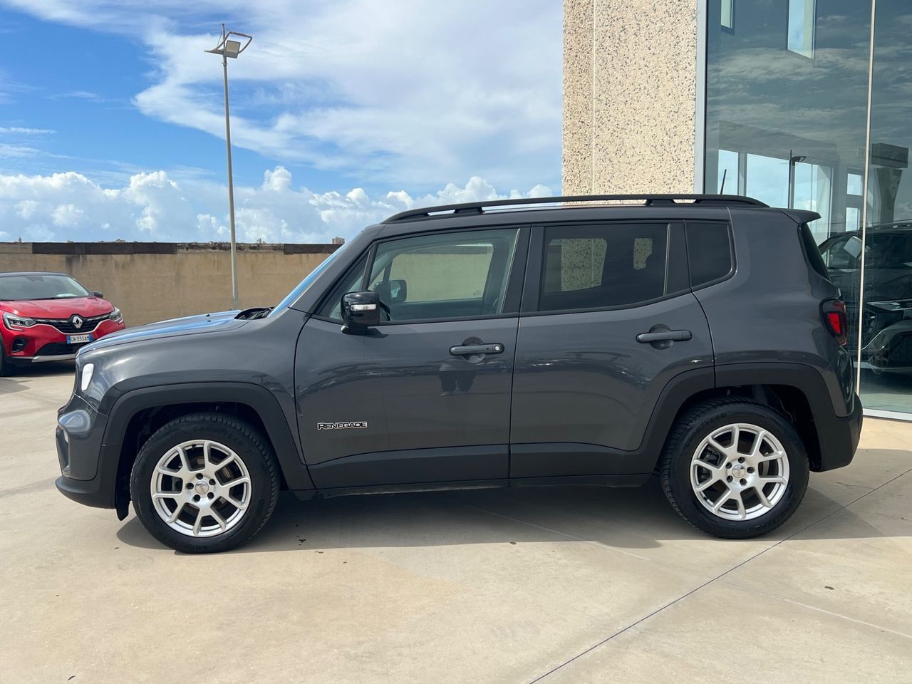 Jeep Renegade 1.6 Mjt 130 CV Limited - possibili imagem 2
