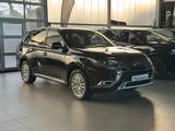 Mitsubishi PHEV Outlander 4WD TOP AHK 1.HAND GJR - gebrauchte Mitsubishi Outlander aus dem Jahr 2019