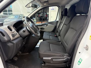 Renault Trafic - 8