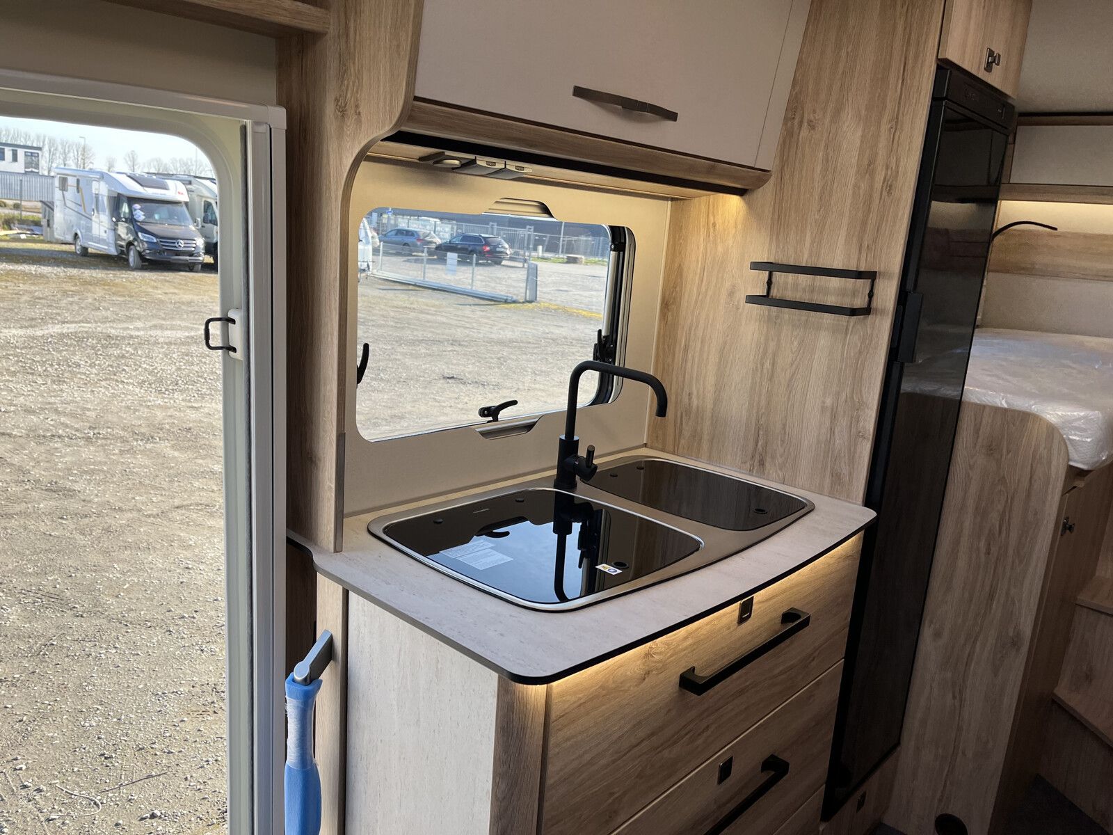 Fahrzeugabbildung Eura Mobil Profila T PT 660 EB Dachklima/Mark./Mondial