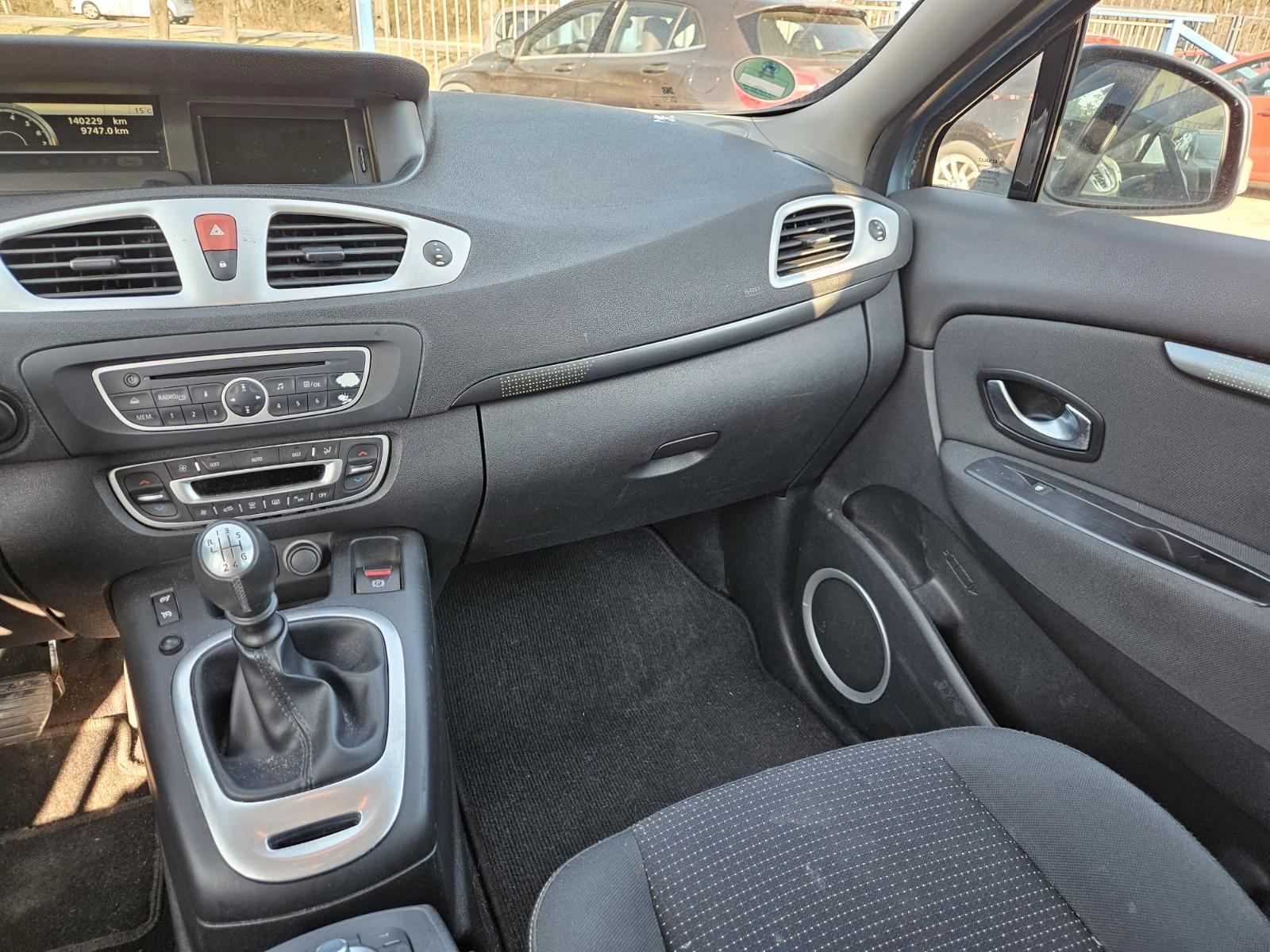 Renault Scenic 2010 — фото 11