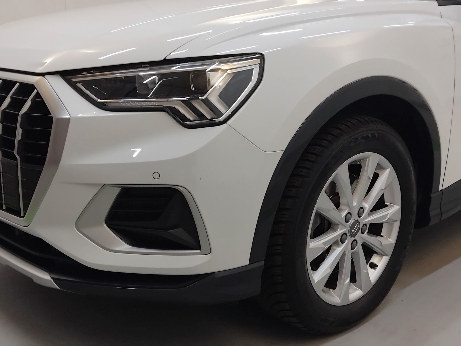 Audi Q3 (06/2026, Benzin)