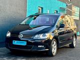 Volkswagen Sharan 2,0 170*DSG*Pano*Xenon*Sitz/FsHzg*PDC*Alu - VW Sharan Gebrauchtwagen in Leipzig
