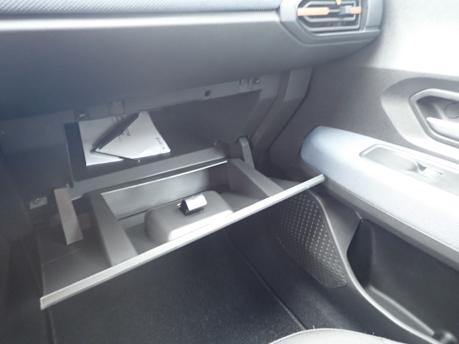 Fahrzeugabbildung Dacia Sandero Stepway Expression TCe 110