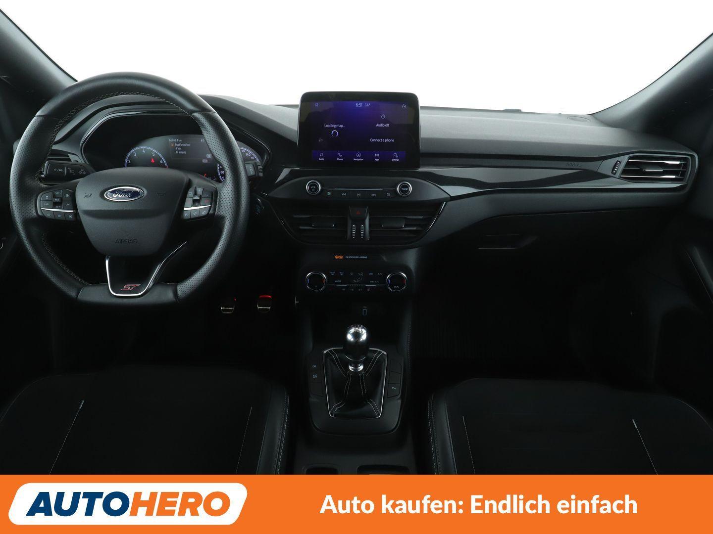 Ford Focus 2.3 EcoBoost ST *NAVI*LED*ACC*PDC*SHZ*LHZ*