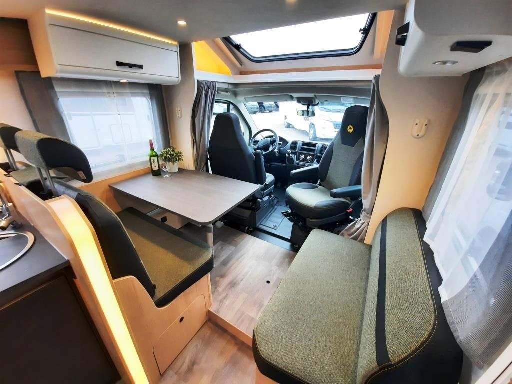 Fahrzeugabbildung Sunlight T 67 Verfüg./Sparen Sie 3.693,- €