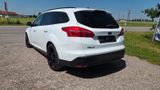 Ford Focus 1,5TDCi Navi AHK 8fach bereift Scheckheft  - Ford Focus mit Diesel-Antrieb: 1.8
