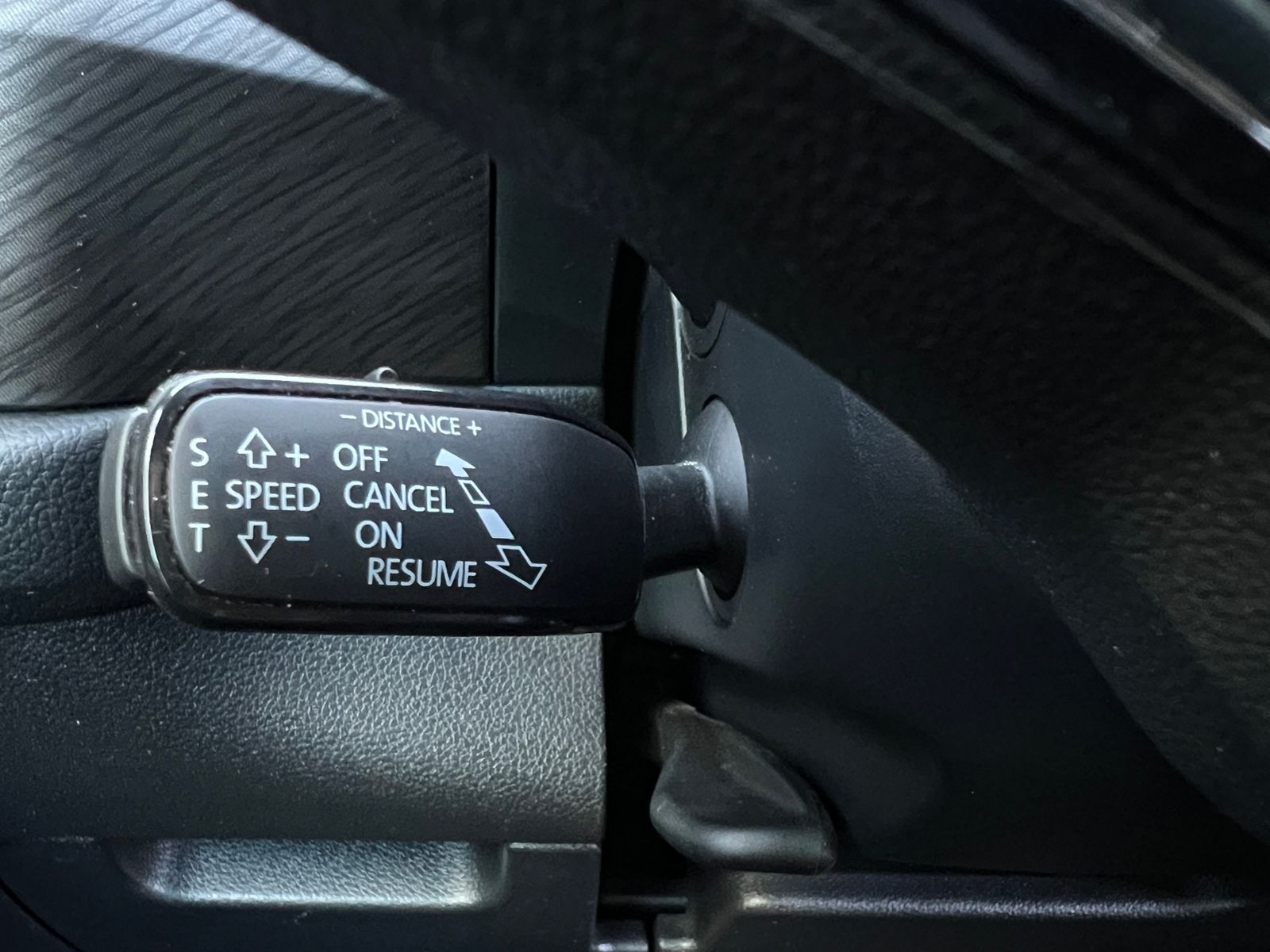 Fahrzeugabbildung SKODA Kodiaq Style 1.5 TSI DSG FL *AHK, LED, ACC, 19"-