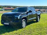 Toyota Tundra - Toyota Tundra mit Benzin-Antrieb: Geländewagen