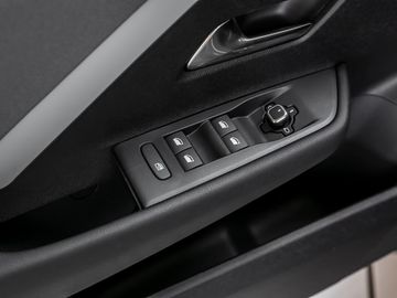 Opel Astra L Sports Tourer 1.2 Edition Spurhalteassi.