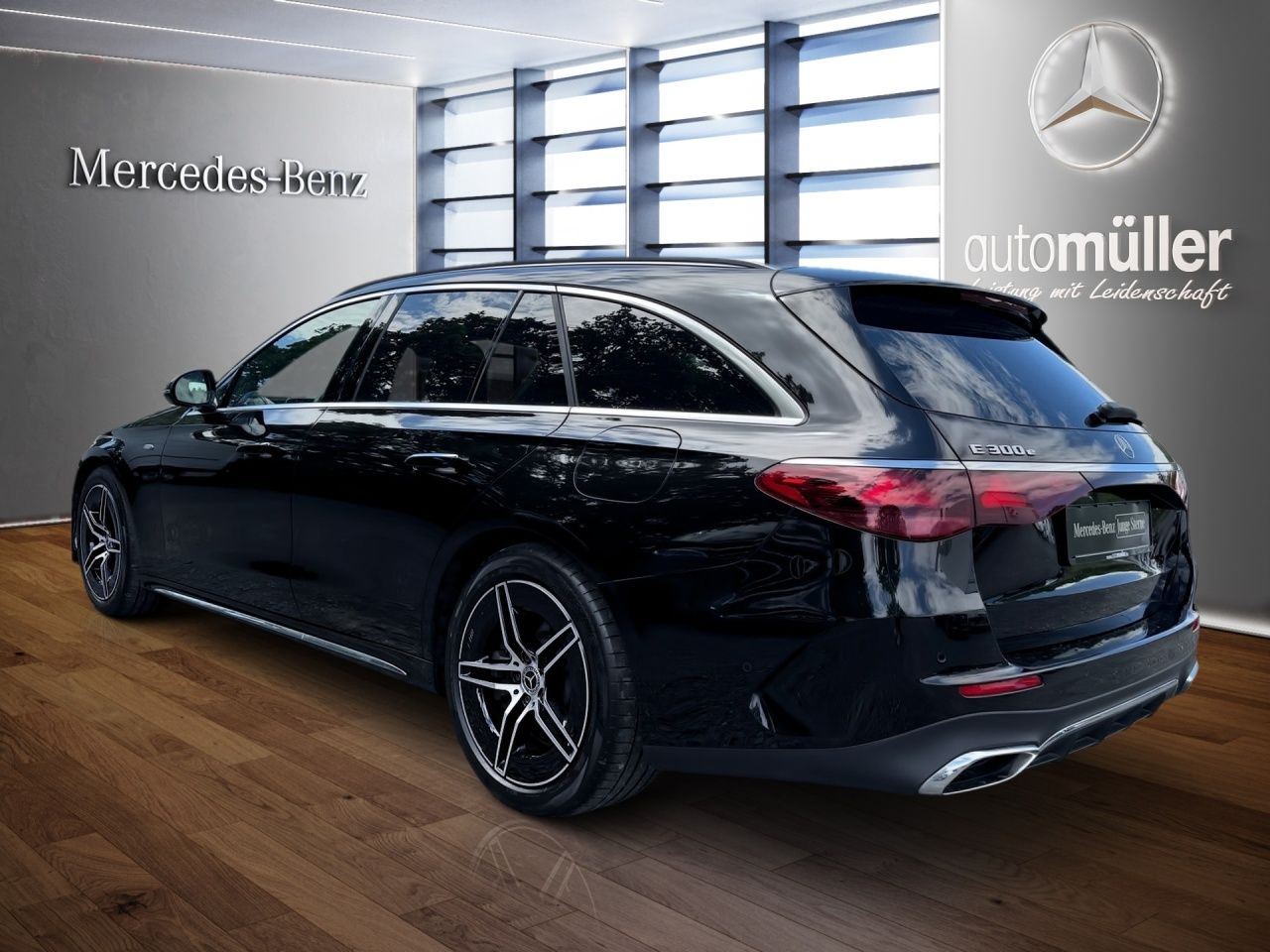 Fahrzeugabbildung Mercedes-Benz E 300 e T Hybrid AMG+AHK+4D BURM+DISTR+TOTW+KEYL