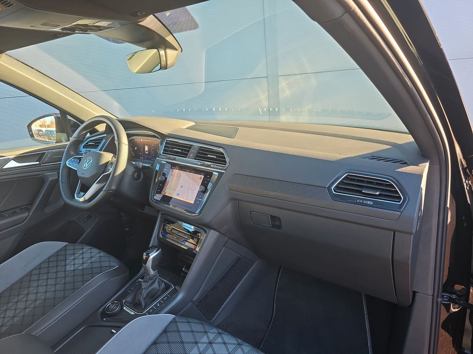 Volkswagen Tiguan - Bild 16