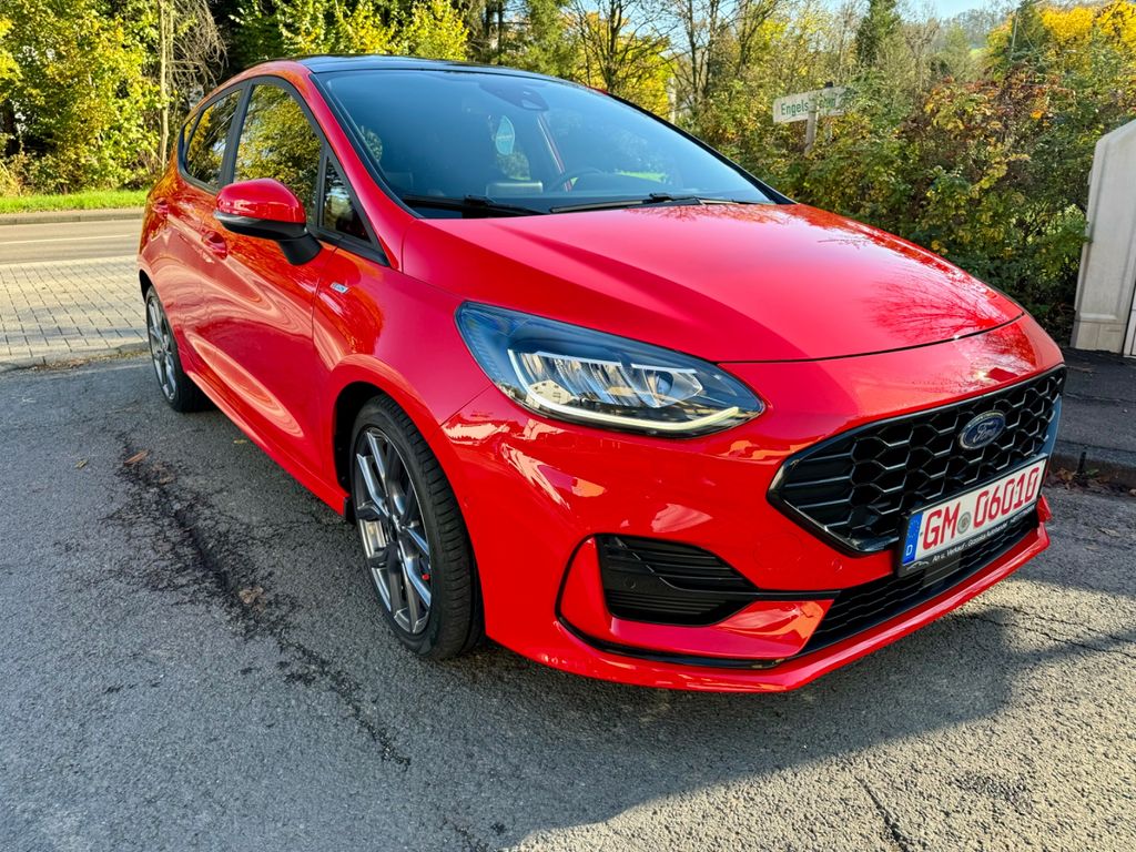 Spannende Ford Fiesta Automatik Fotos