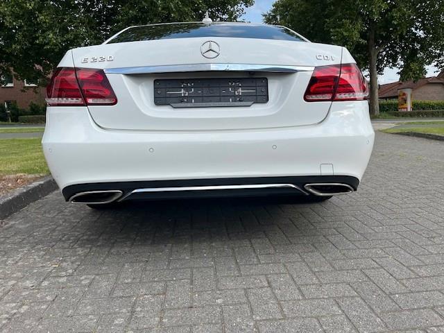Mercedes-Benz E 220 CDI Limousine BlueEfficiency Avantgarde LH