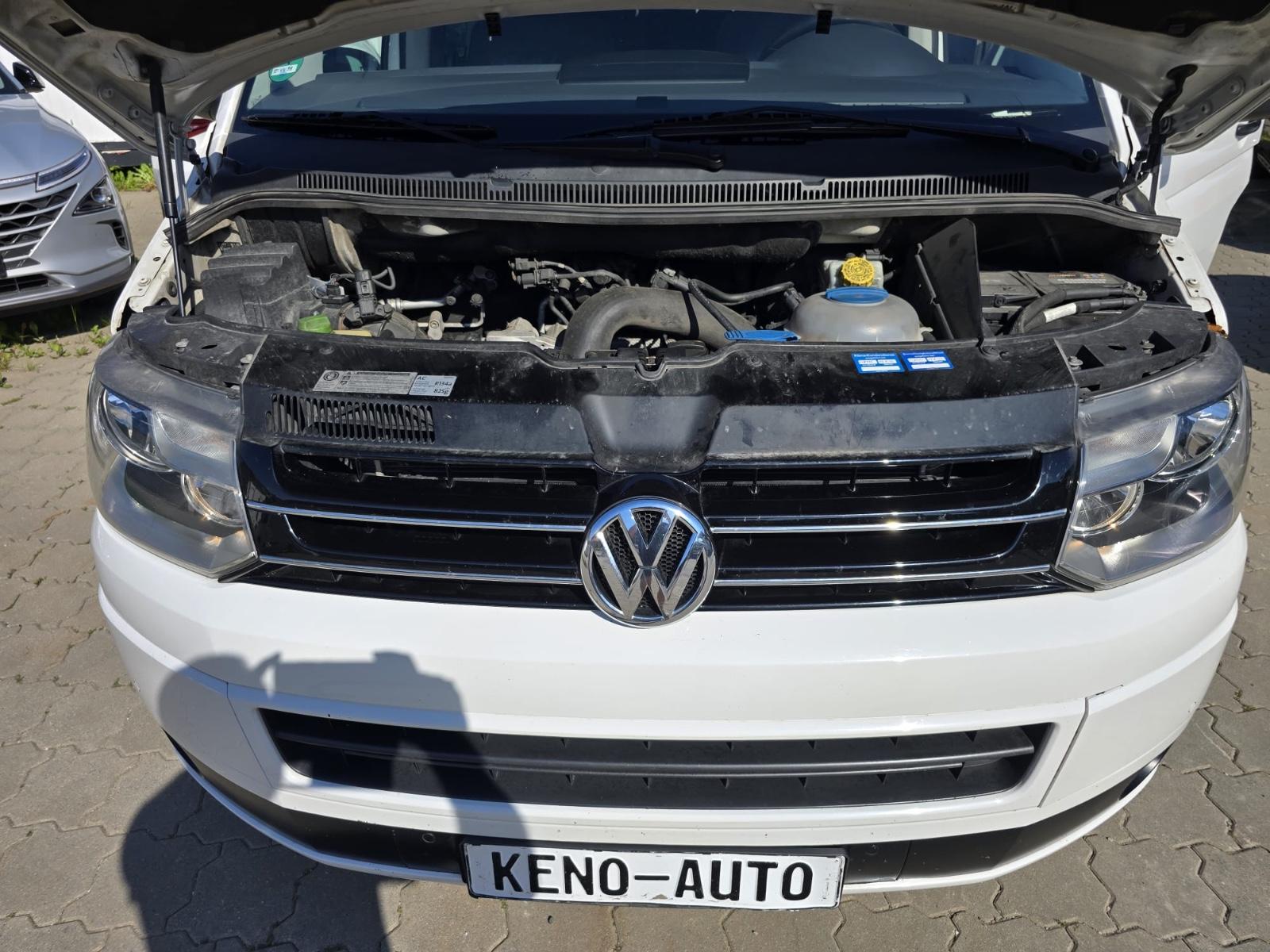 Volkswagen T5 Transporter Bus Multivan Edition 25